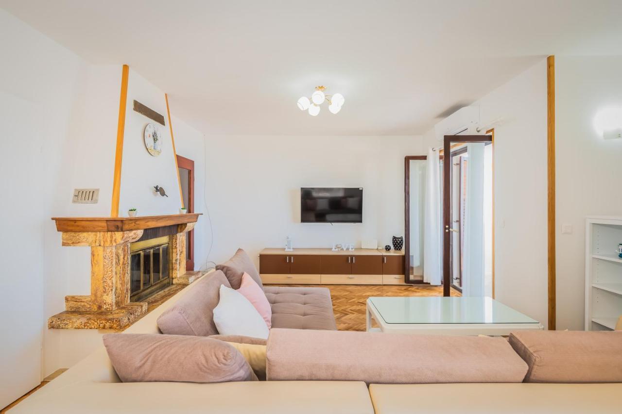 Adriatic Seaview Apartment Omiš Exteriör bild